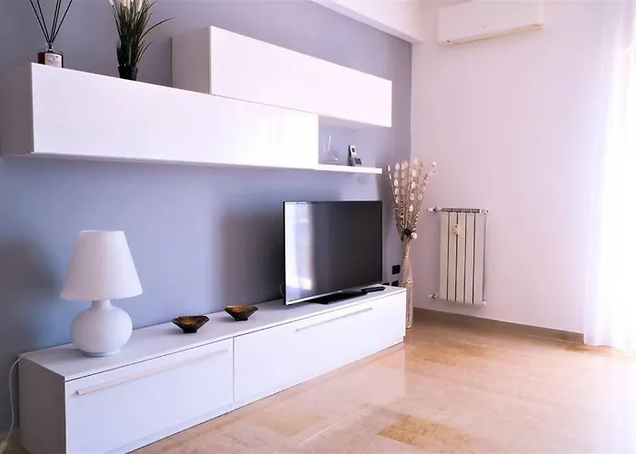 Sun & Moon Family Free Parking *